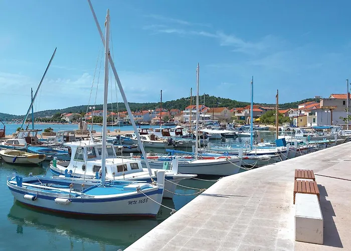 Stunning In With Wifi Betina (Sibenik-Knin)